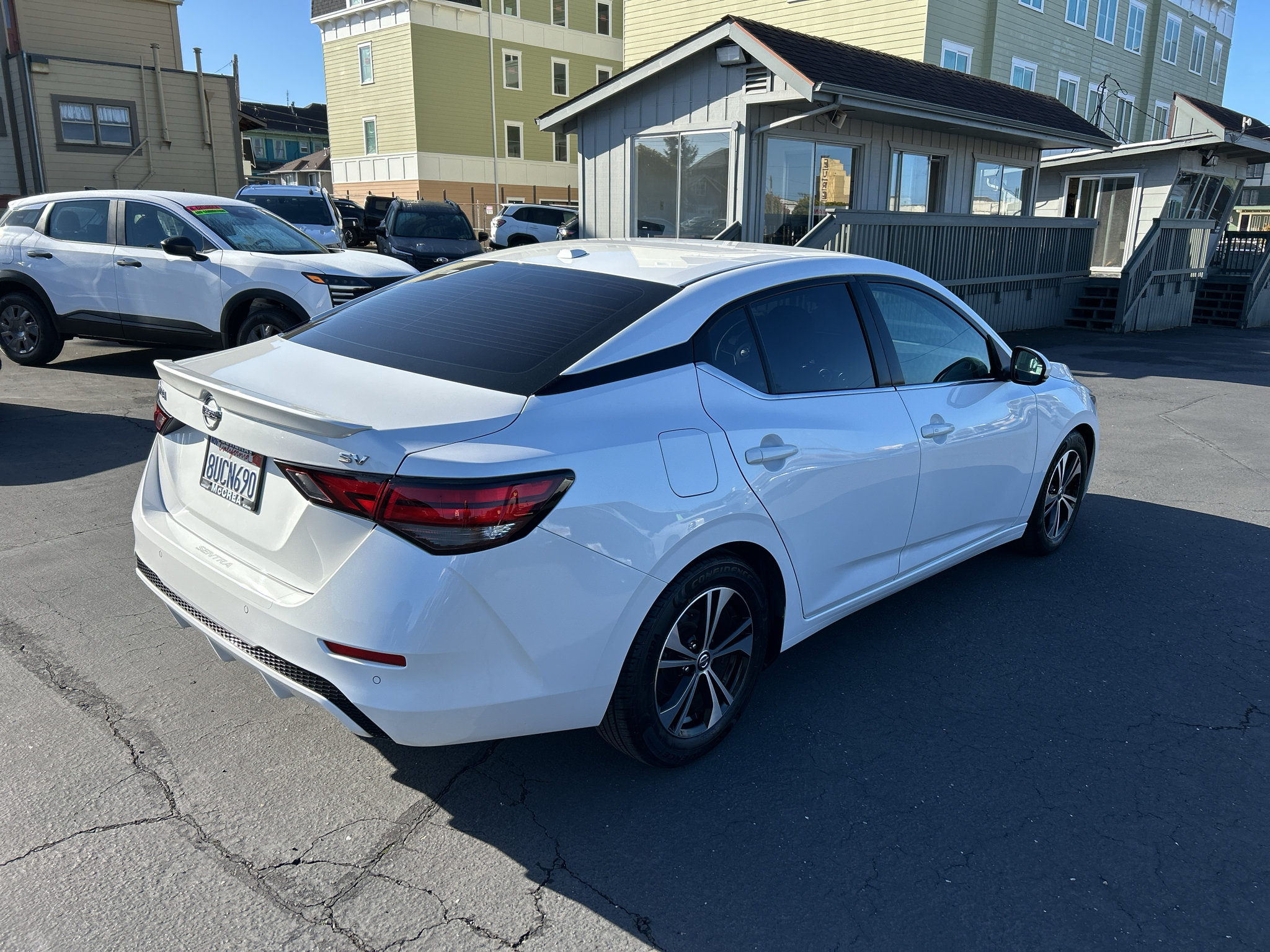 Used 2020 Nissan Sentra SV w/ Electronics Package FWD image 5