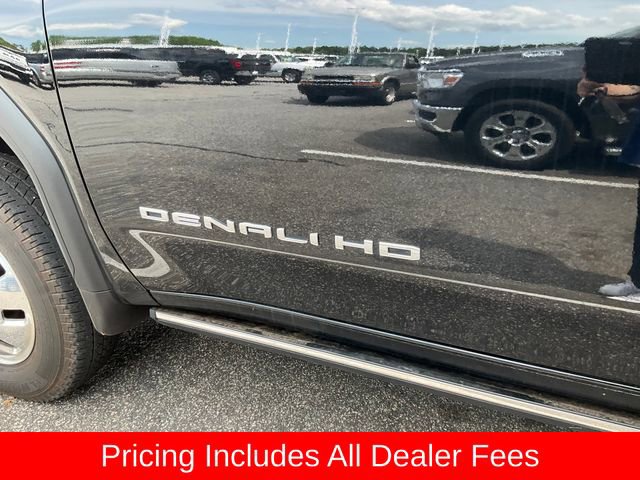 Used 2024 GMC Sierra 3500 Denali w/ Denali Reserve Package AWD/4WD image 8