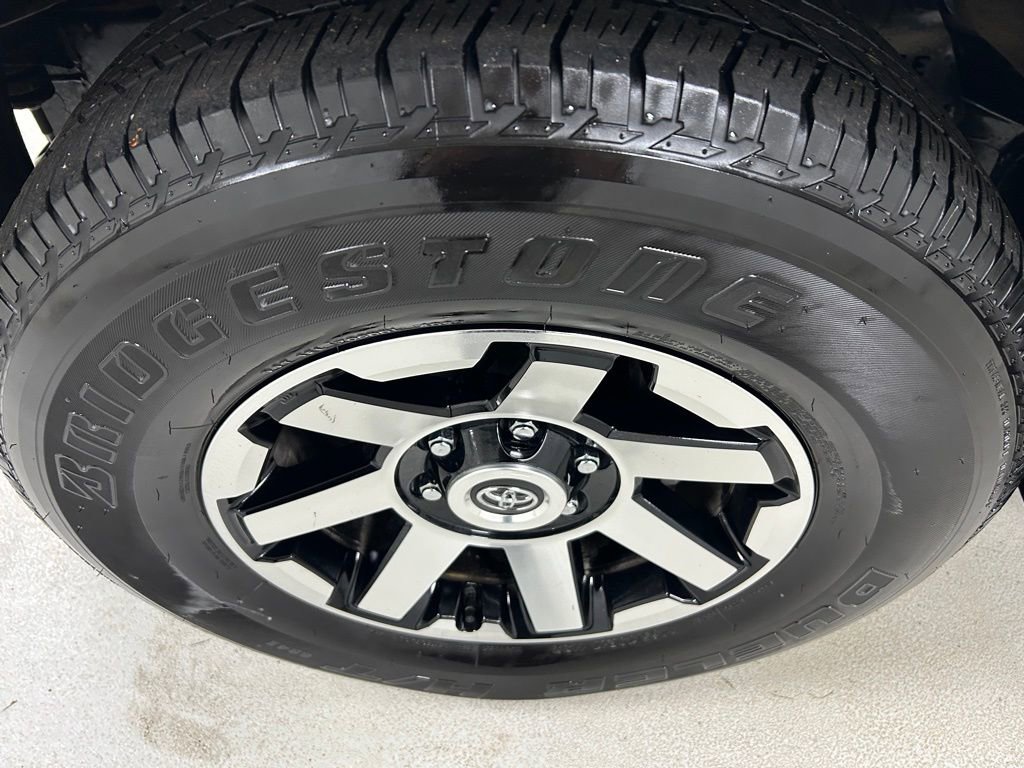 Certified 2024 Toyota 4Runner TRD Off-Road Premium w/ Off Road Premium Plus Package AWD/4WD image 9