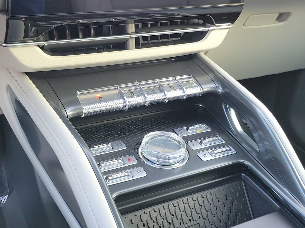 New 2026 Lincoln Nautilus Reserve image 28