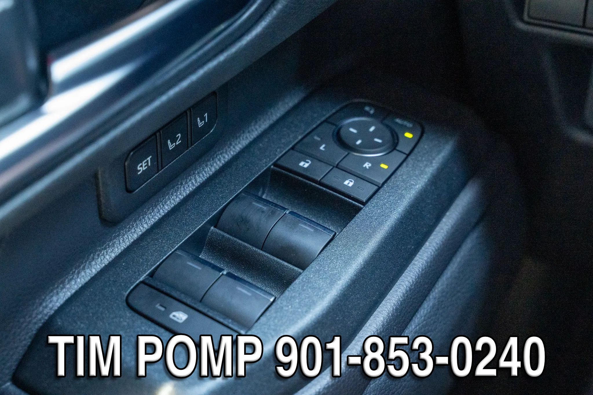 Used 2025 Toyota Land Cruiser w/ Premium Package AWD/4WD image 30