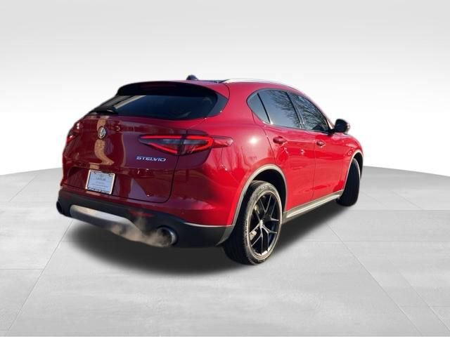 Used 2019 Alfa Romeo Stelvio Sport w/ Quick Order Package 22J Sport image 3