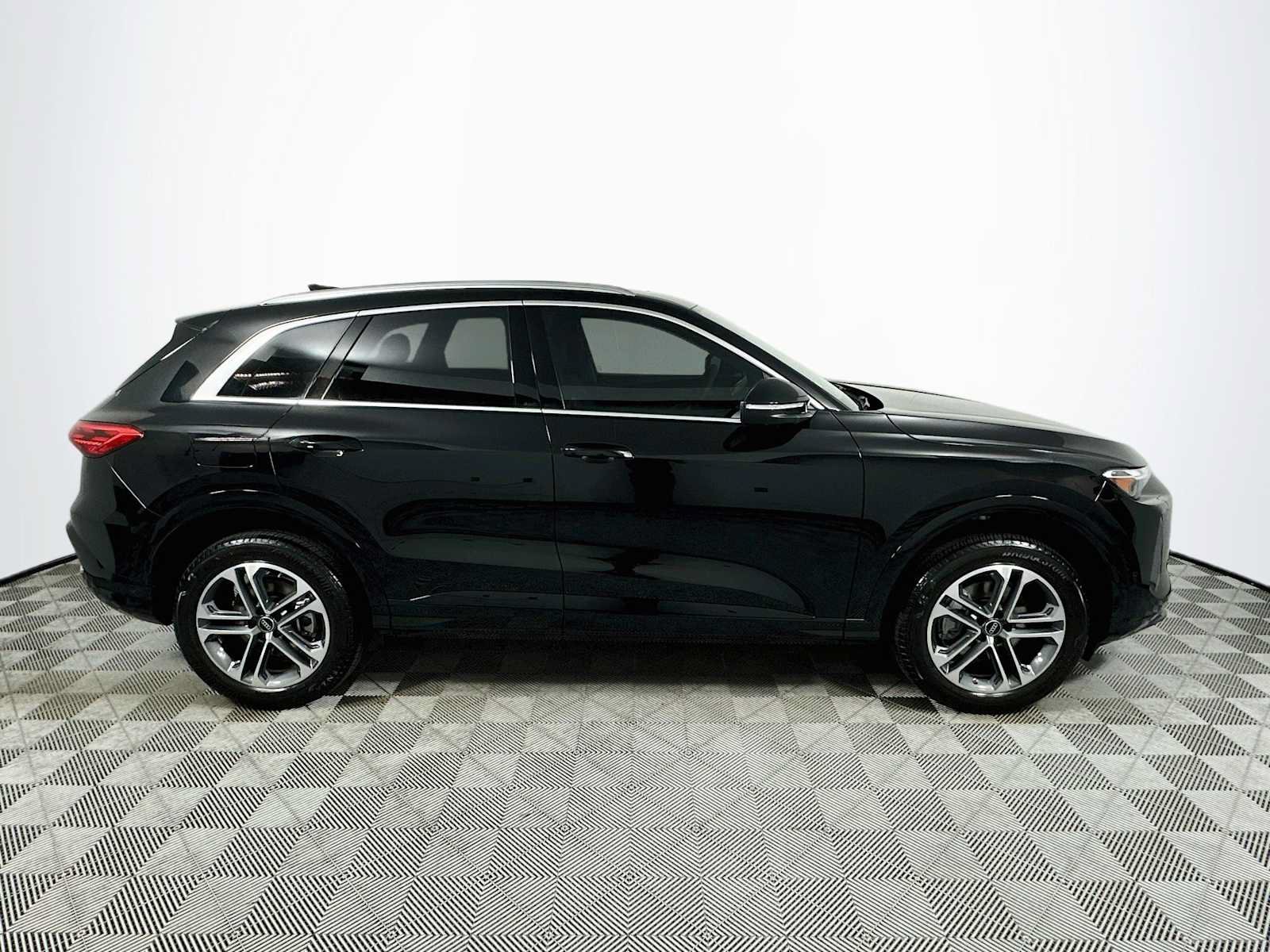 New 2026 Audi Q5 Premium AWD/4WD image 8
