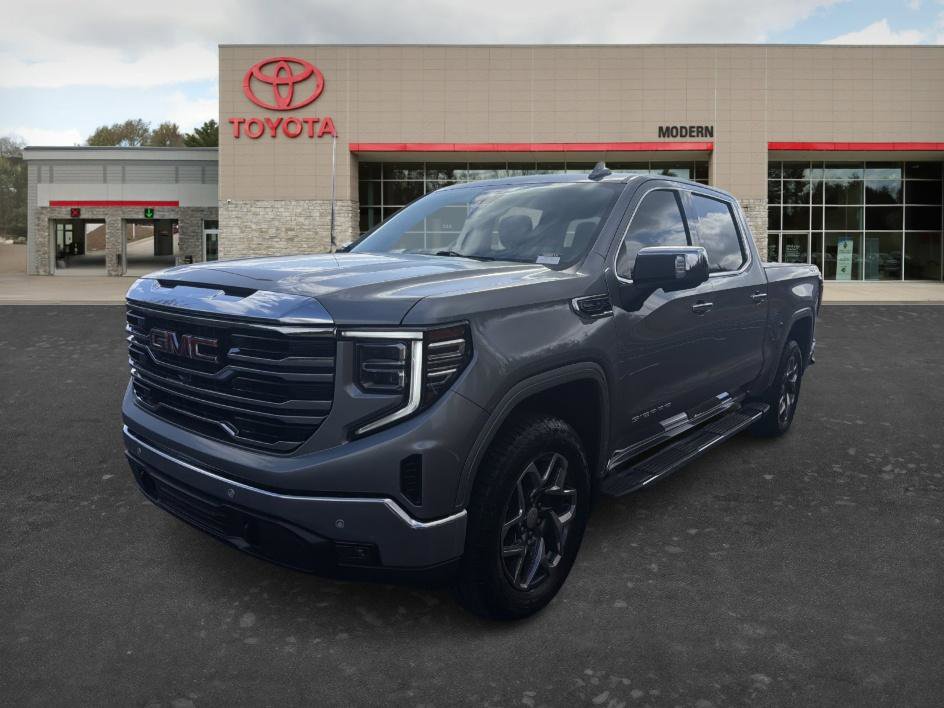 Used 2025 GMC Sierra 1500 SLT w/ SLT Premium Package image 1