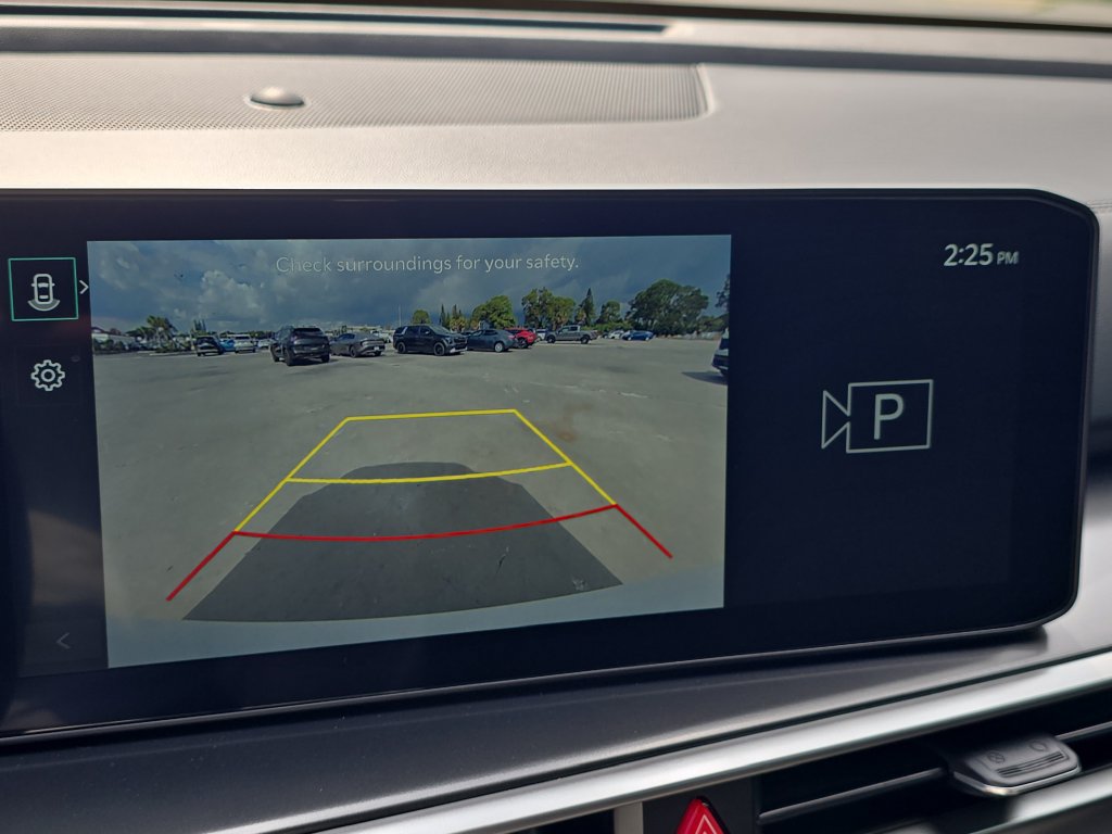 New 2026 Kia Sorento LX FWD image 24