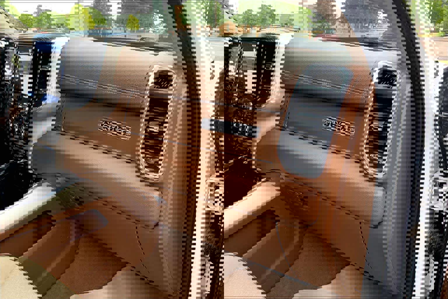 Used 2019 RAM 2500 Laramie image 19