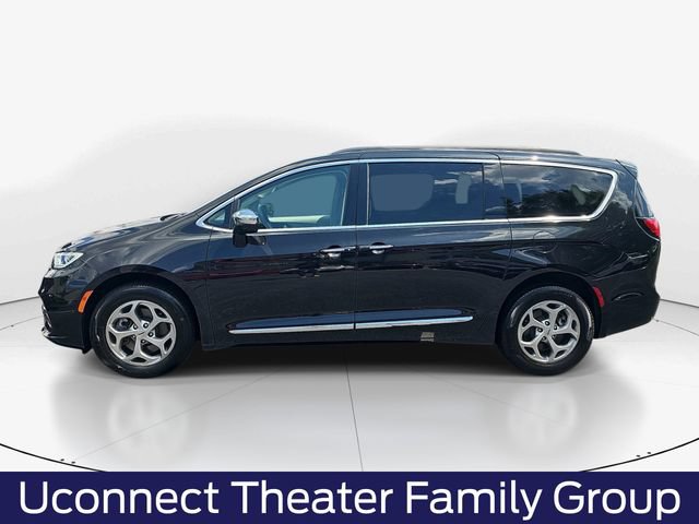 Used 2023 Chrysler Pacifica Limited w/ Uconnect Theater Family Group AWD/4WD image 8