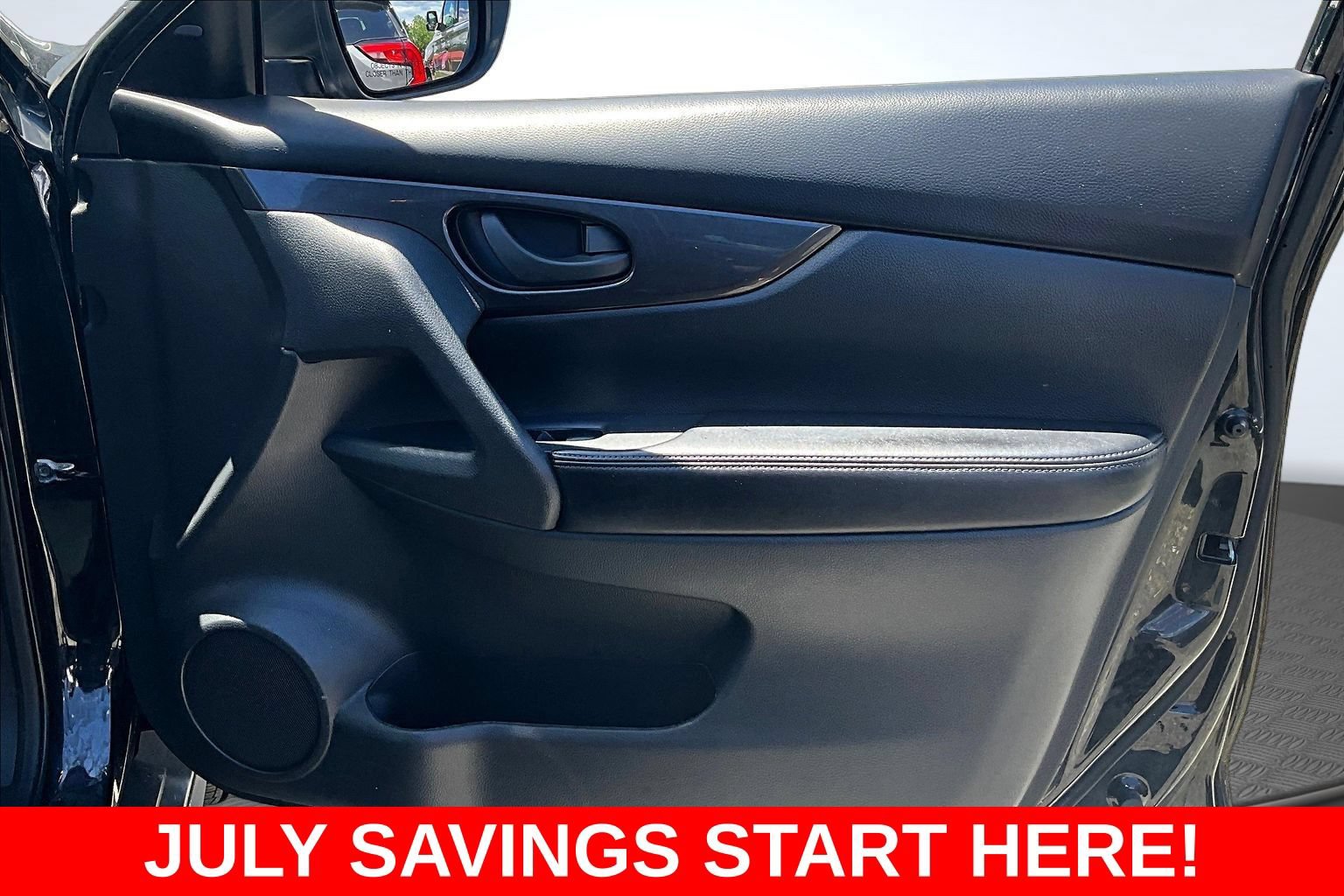 Used 2019 Nissan Rogue S AWD/4WD image 29