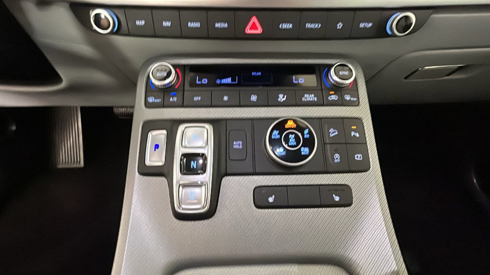 Used 2025 Hyundai Palisade SEL AWD/4WD image 25