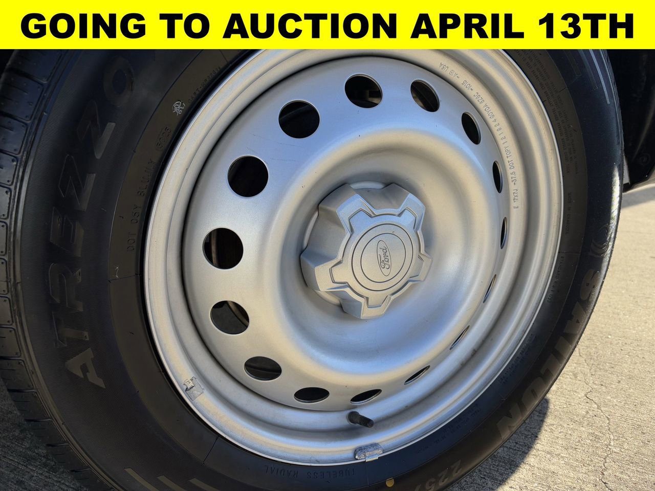 Certified 2025 Ford Maverick XL w/ Equipment Group 102A image 9