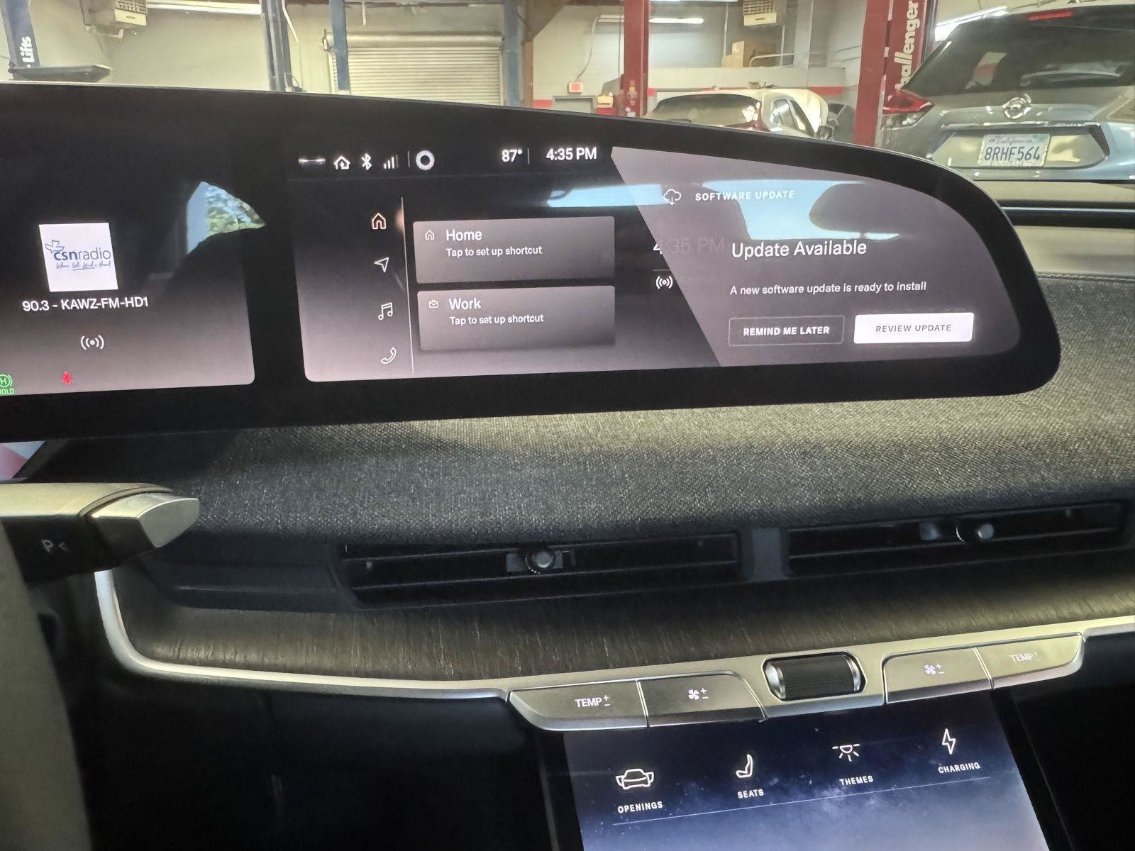 Used 2024 Lucid Air Touring AWD/4WD image 18