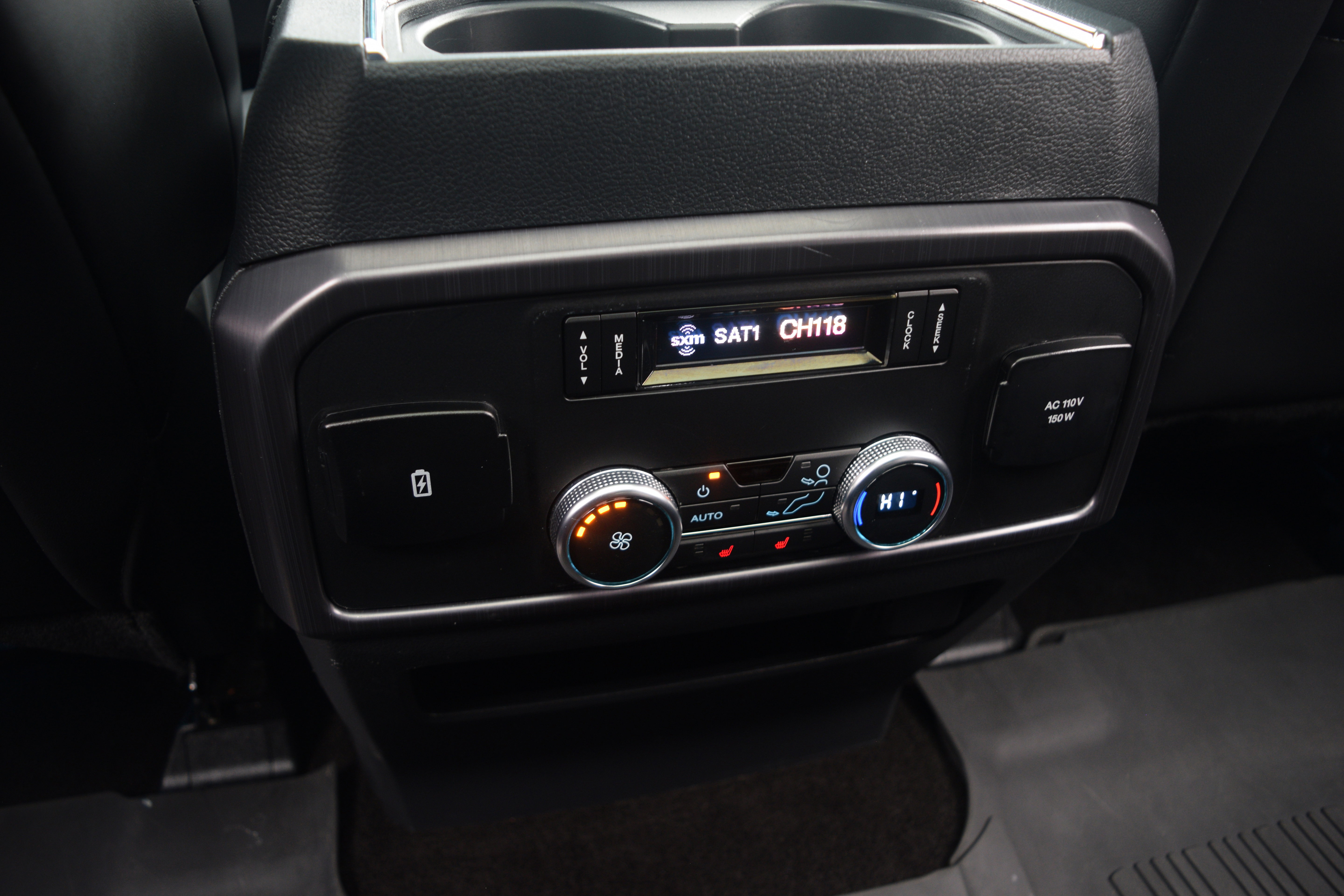 Used 2022 Ford Expedition Platinum image 18