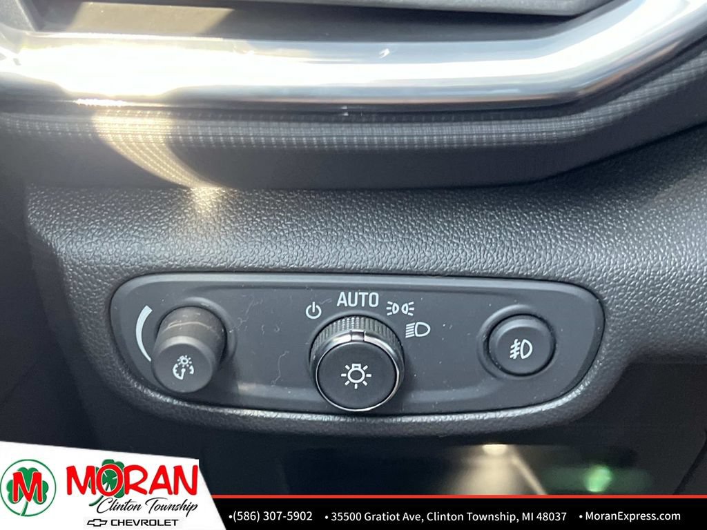 Used 2021 Chevrolet TrailBlazer LT w/ Convenience Package FWD image 27