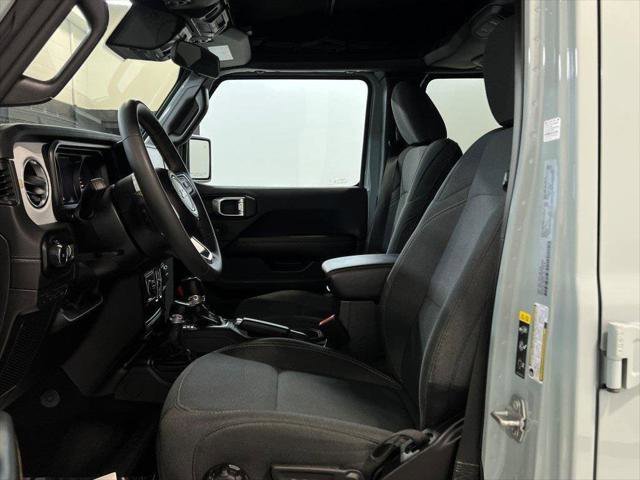 Certified 2024 Jeep Wrangler Sahara w/ Safety Group image 19