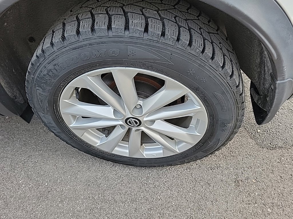 Used 2019 Nissan Rogue Sport S w/ Appearance Package AWD/4WD image 5