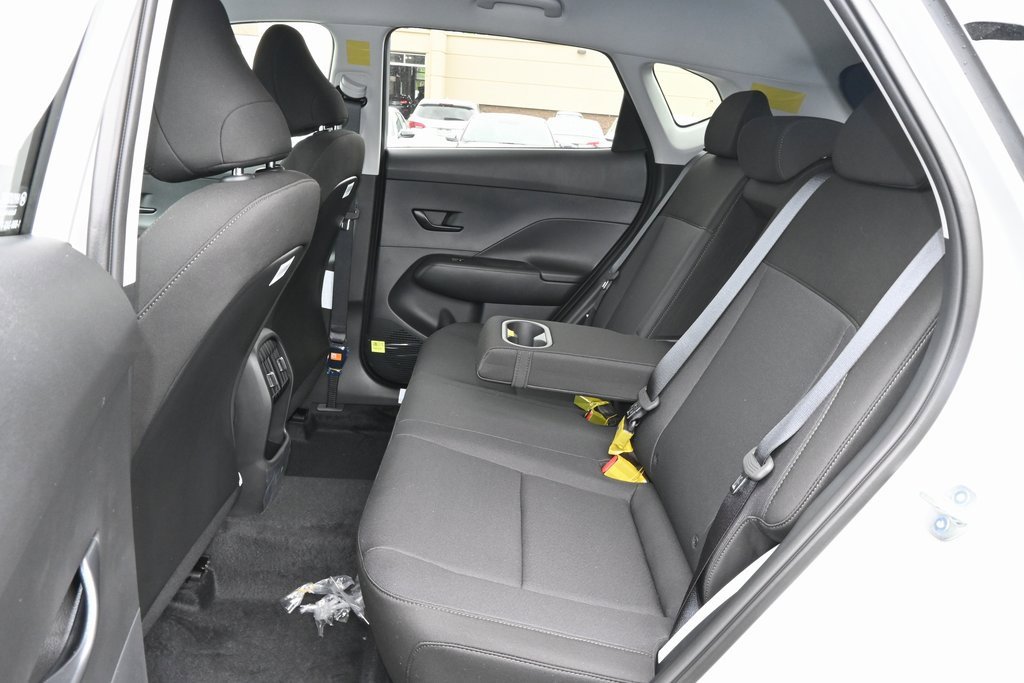 Certified 2025 Hyundai Kona SEL image 12