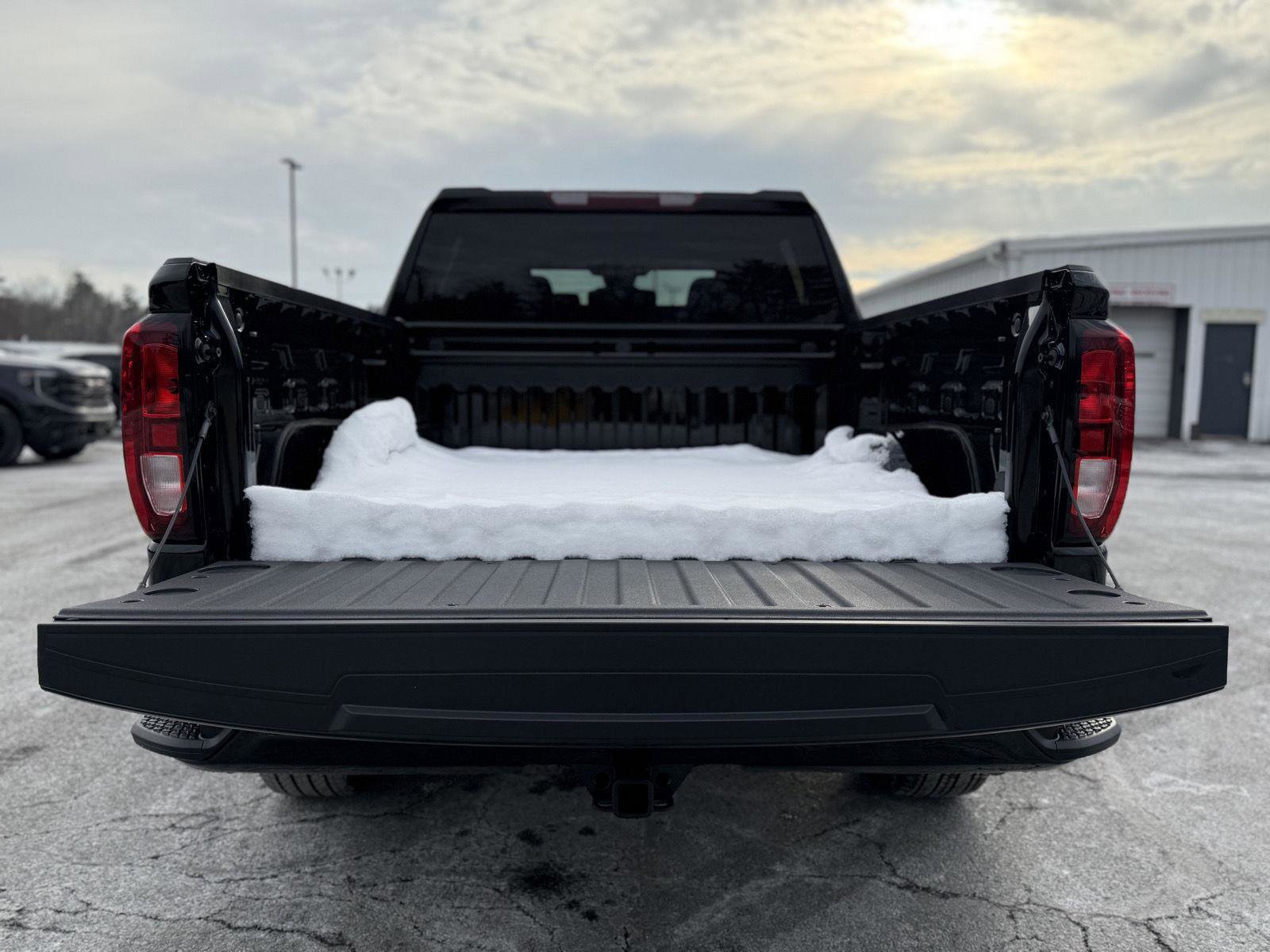 New 2026 GMC Sierra 1500 Elevation image 10