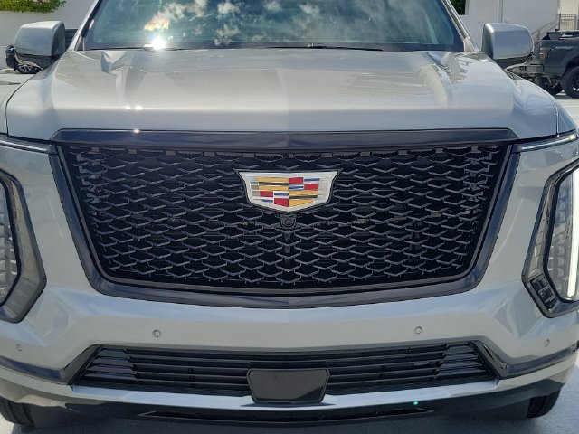 New 2026 Cadillac Escalade ESV Sport w/ Touring Package AWD/4WD image 7