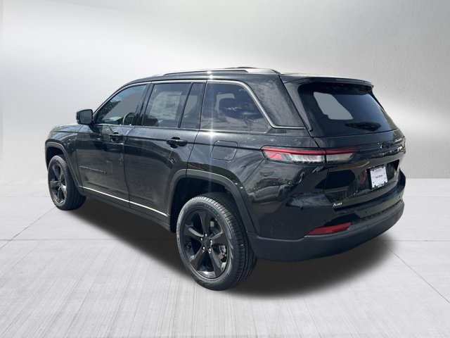 New 2026 Jeep Grand Cherokee Limited w/ Limited Altitude Package AWD/4WD image 7