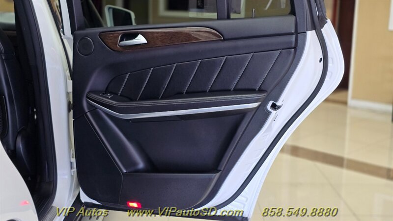 Used 2013 Mercedes-Benz GL 450 4MATIC image 14