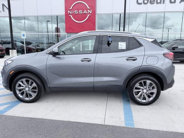 Used 2022 Buick Encore GX Essence w/ Advanced Technology Package AWD/4WD image 2