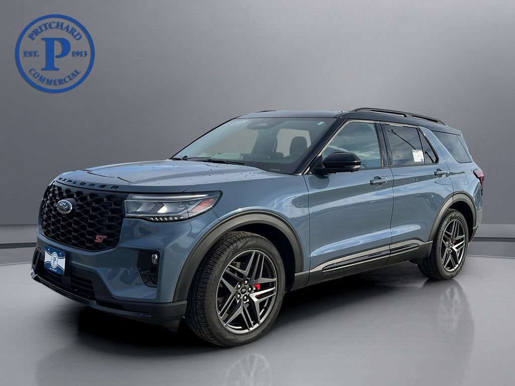 Used 2025 Ford Explorer ST AWD/4WD image 3