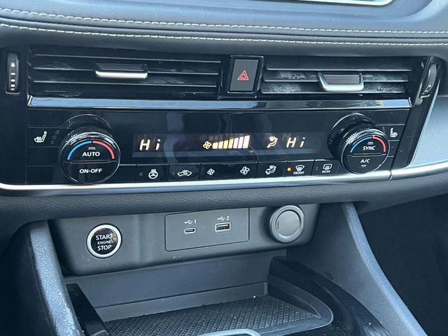 Used 2021 Nissan Rogue SV image 24