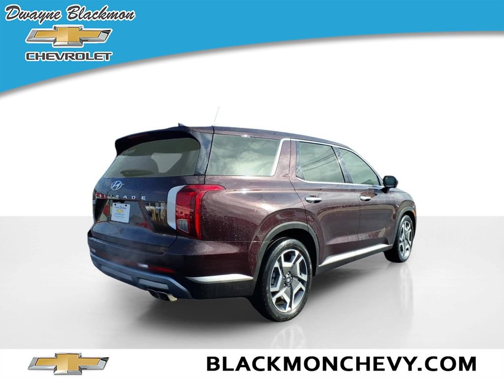 Used 2023 Hyundai Palisade SEL w/ Premium Package AWD/4WD image 3