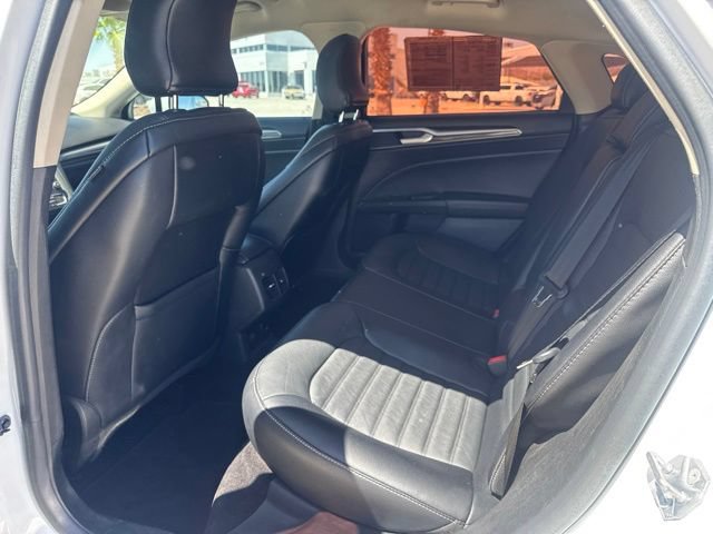 Used 2017 Ford Fusion Energi SE FWD image 9