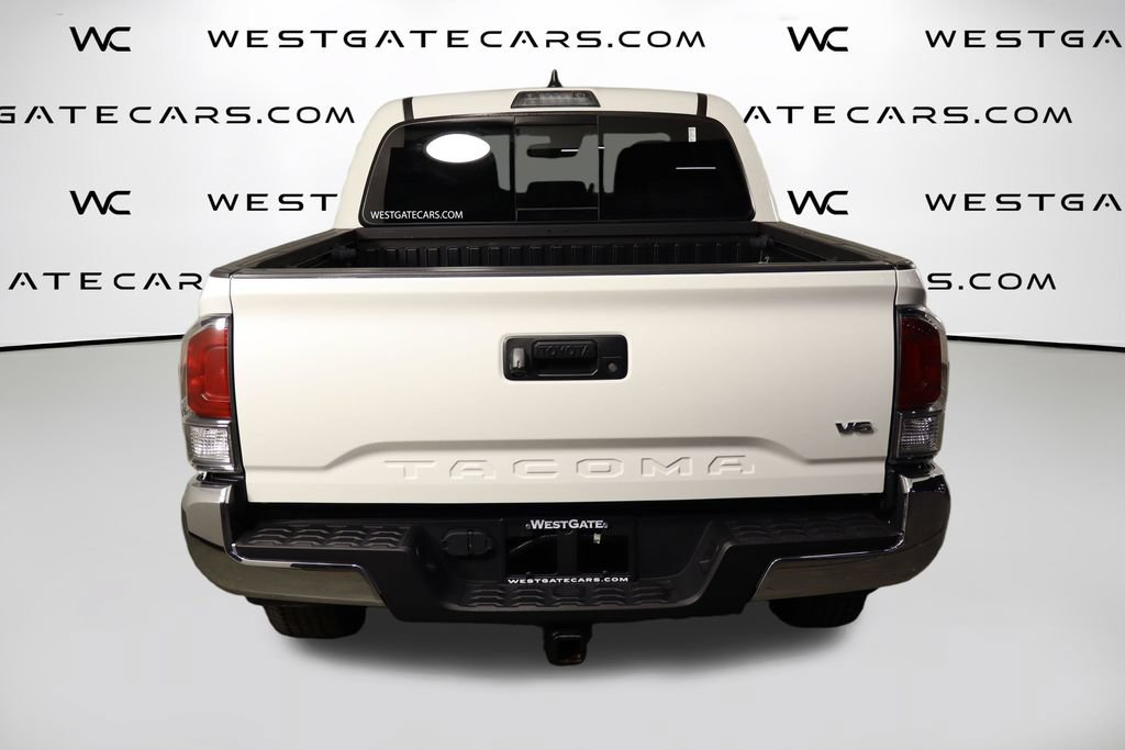 Used 2022 Toyota Tacoma TRD Off-Road AWD/4WD image 4