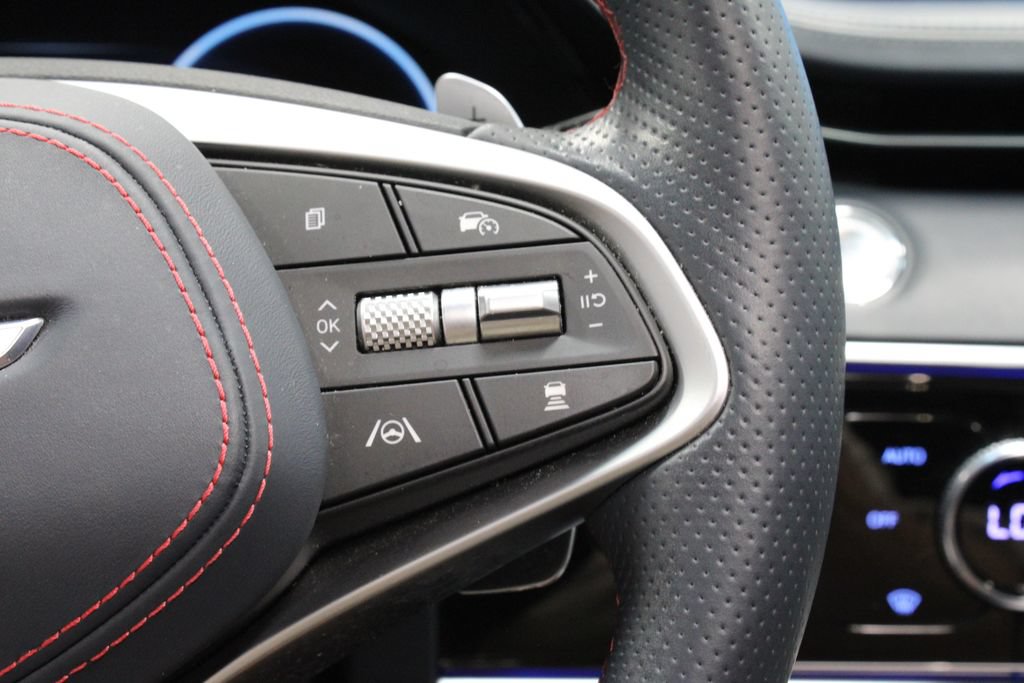 Used 2023 Genesis GV70 2.5T w/ Sport Prestige Package AWD/4WD image 29