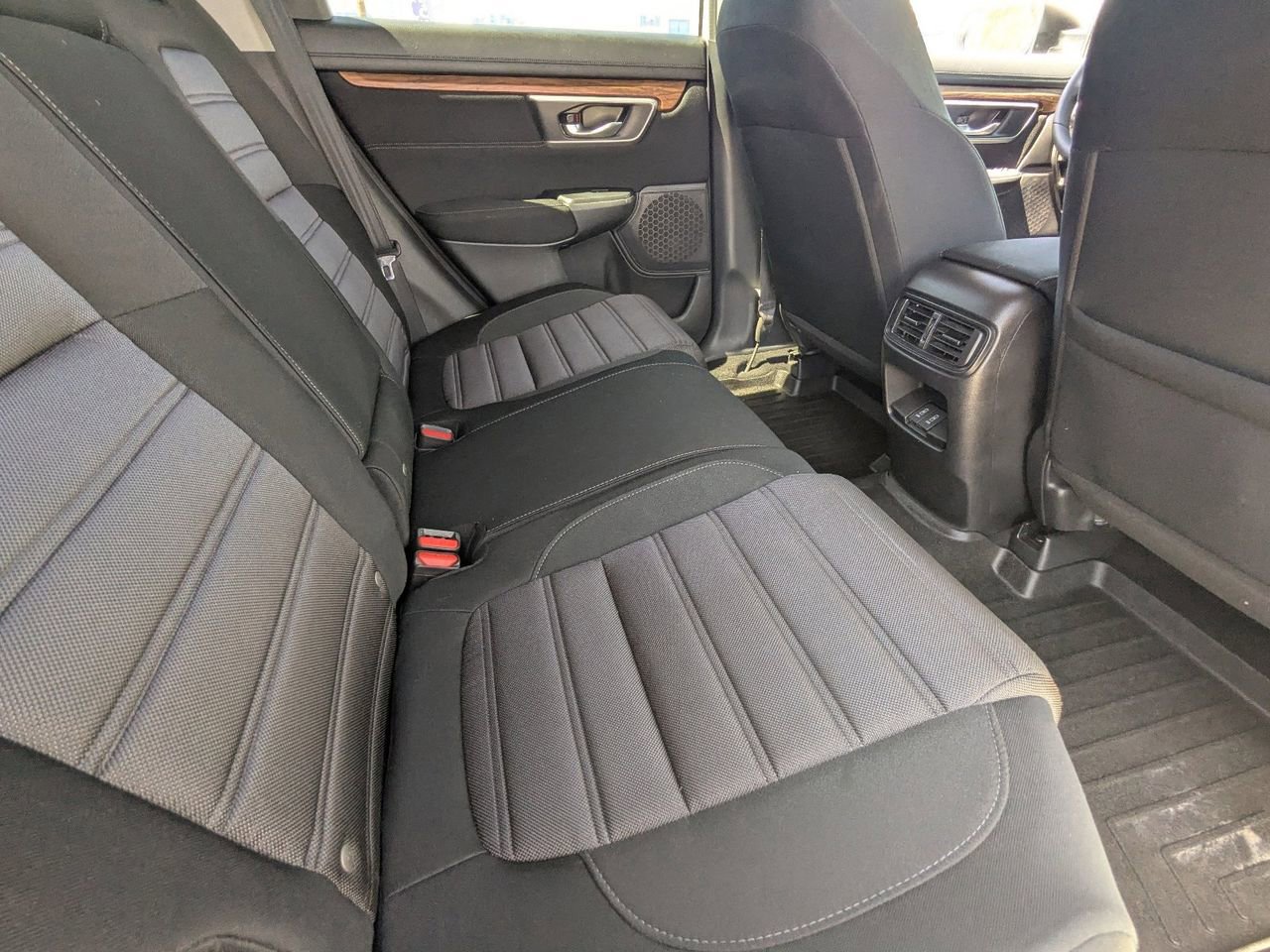 Used 2018 Honda CR-V EX image 11