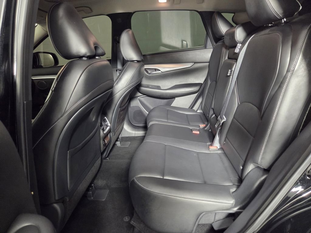 Used 2019 INFINITI QX50 Luxe w/ Cargo Package image 25