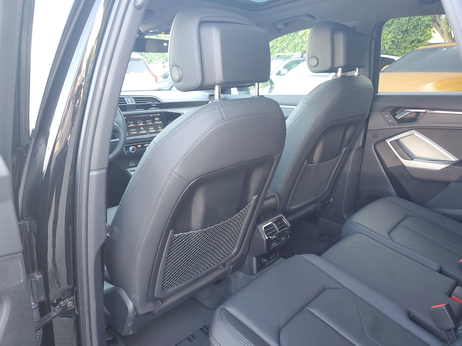 Used 2025 Audi Q3 2.0T Premium Plus w/ Premium Plus Package image 15