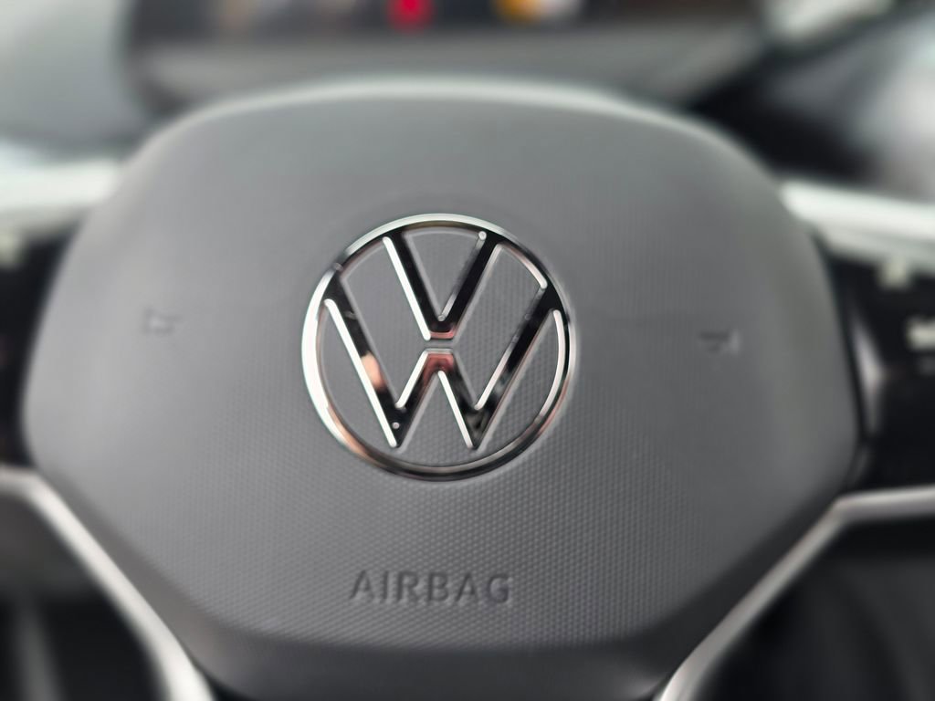 Used 2023 Volkswagen ID.4 Pro RWD image 25