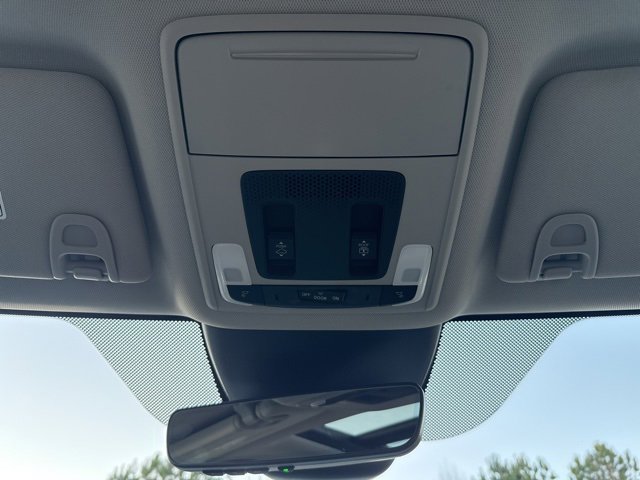 New 2025 Honda Pilot Touring image 29