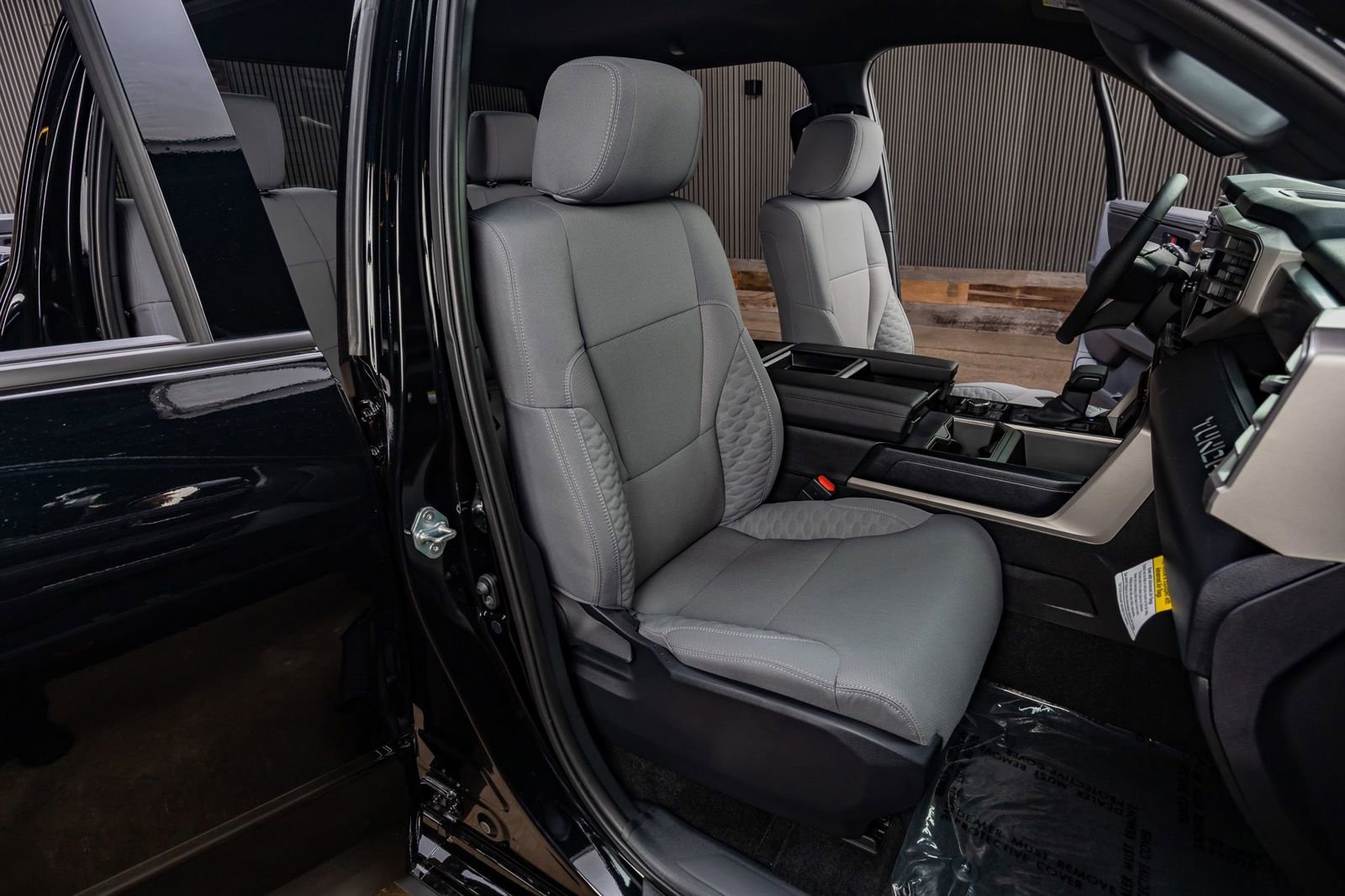 Used 2025 Toyota Tundra SR5 image 31