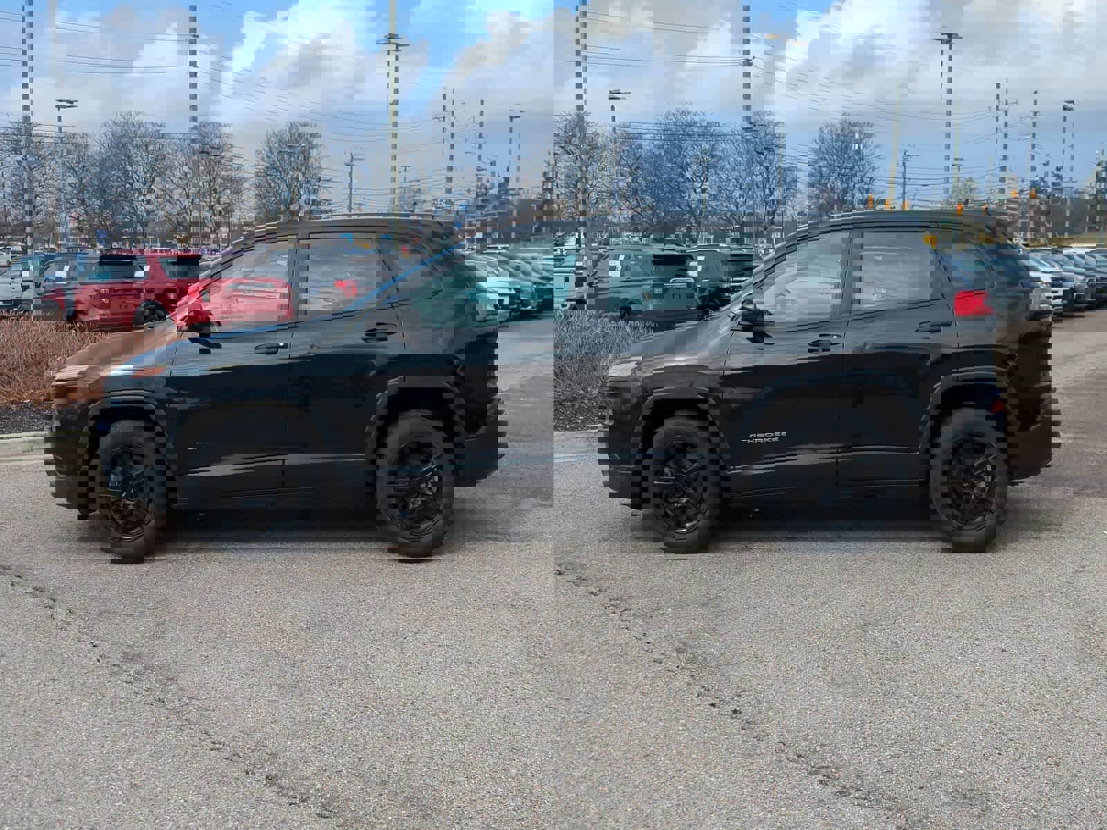 Used 2014 Jeep Cherokee Sport image 5