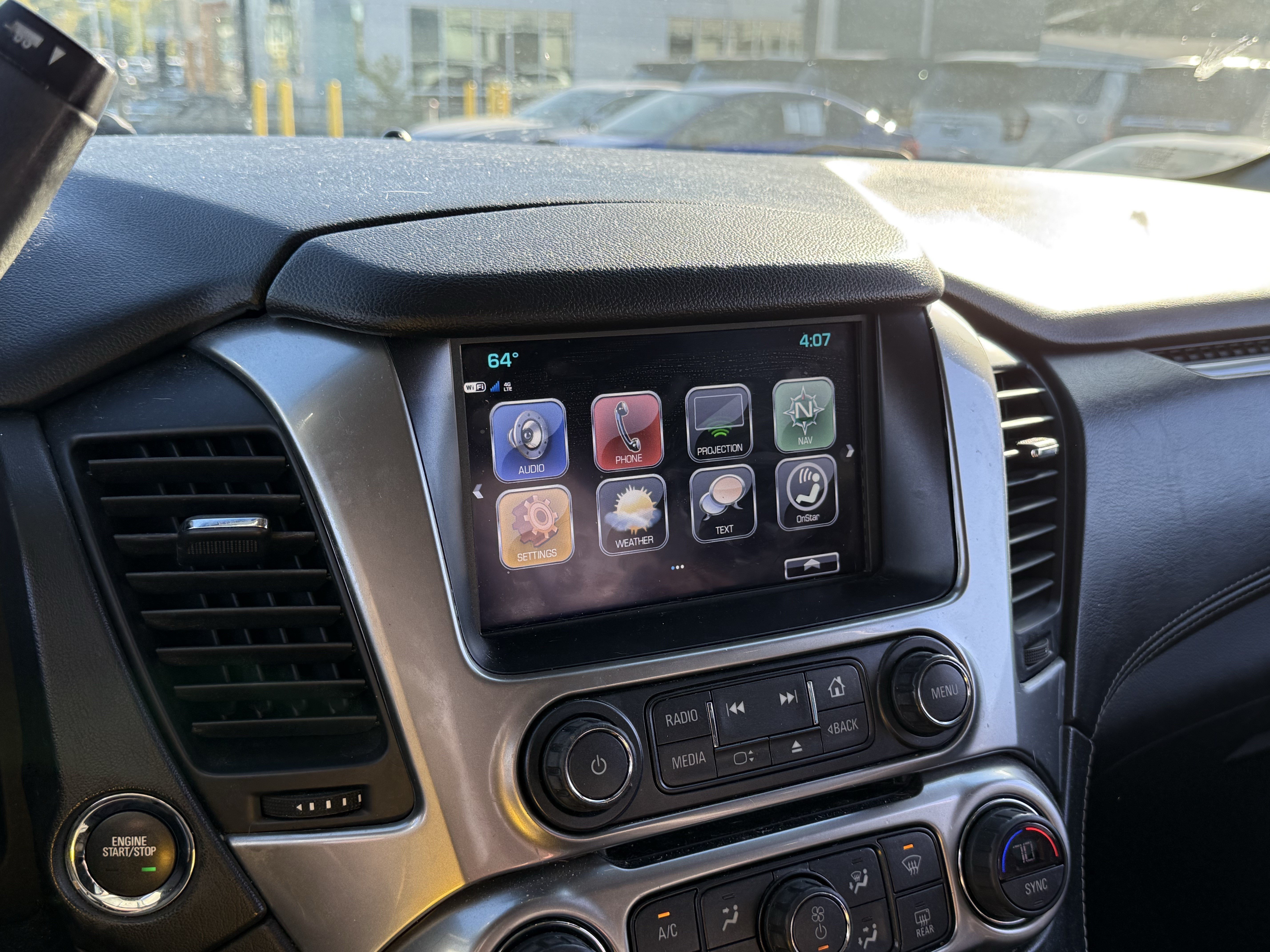 Used 2018 Chevrolet Tahoe LT w/ Luxury Package RWD image 14