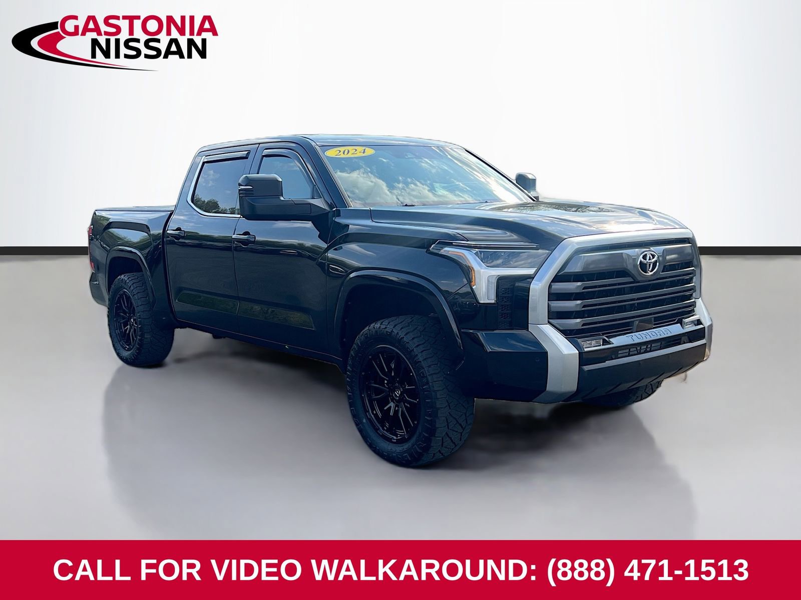 Used 2024 Toyota Tundra Limited w/ Power Package image 1