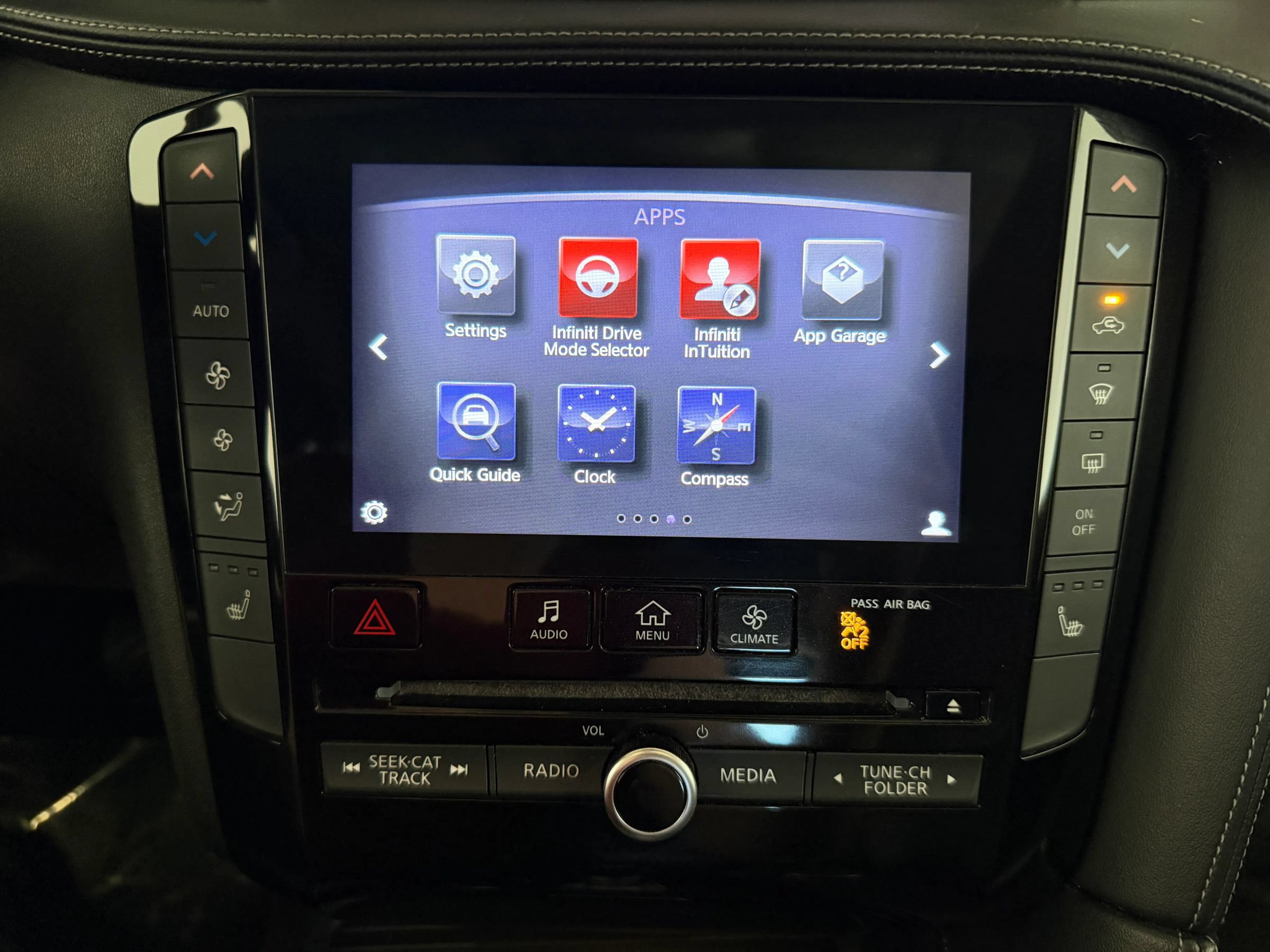 Used 2019 INFINITI QX50 Essential AWD/4WD image 24