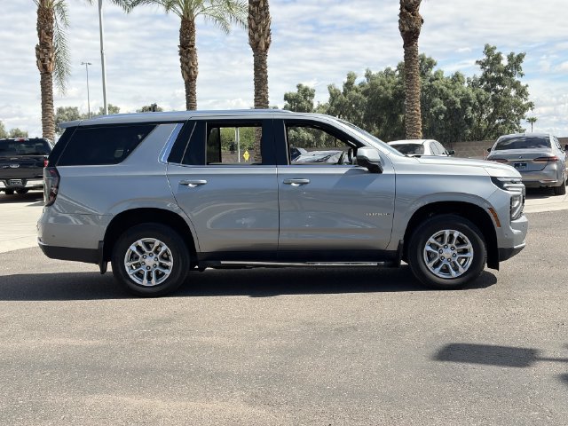 Used 2025 Chevrolet Tahoe LT w/ Comfort Package AWD/4WD image 5