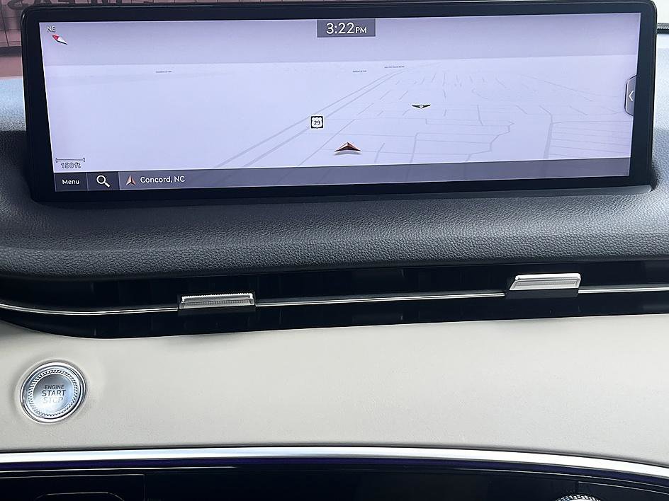 Used 2024 Genesis GV70 2.5T w/ Advanced Package image 26