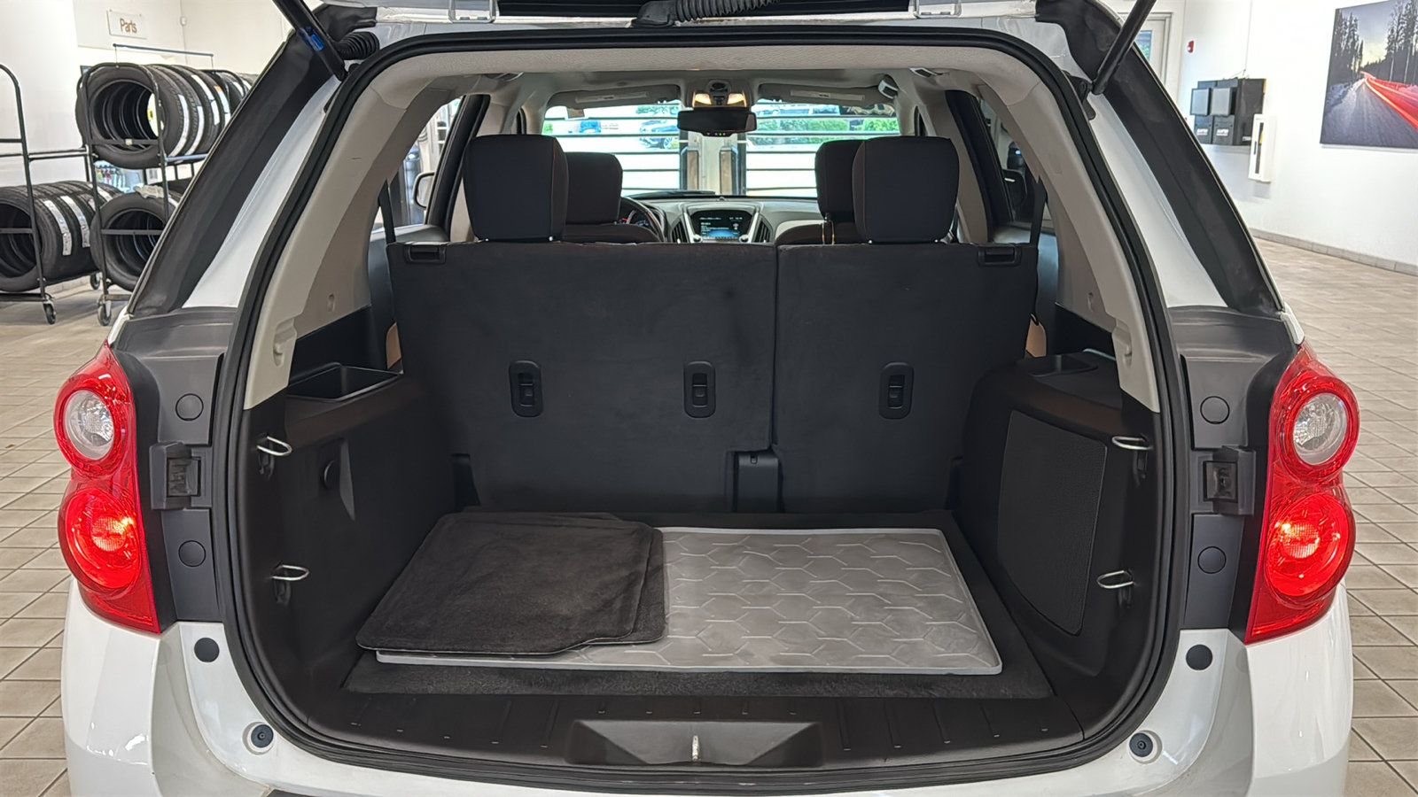 Used 2015 Chevrolet Equinox LT w/ Power Convenience Package FWD image 28