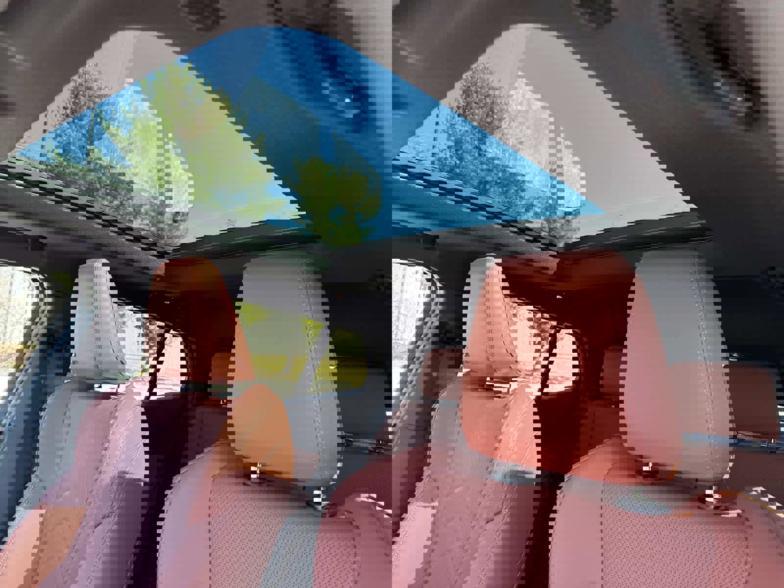 New 2026 BMW X2 xDrive28i w/ Technology Package image 4