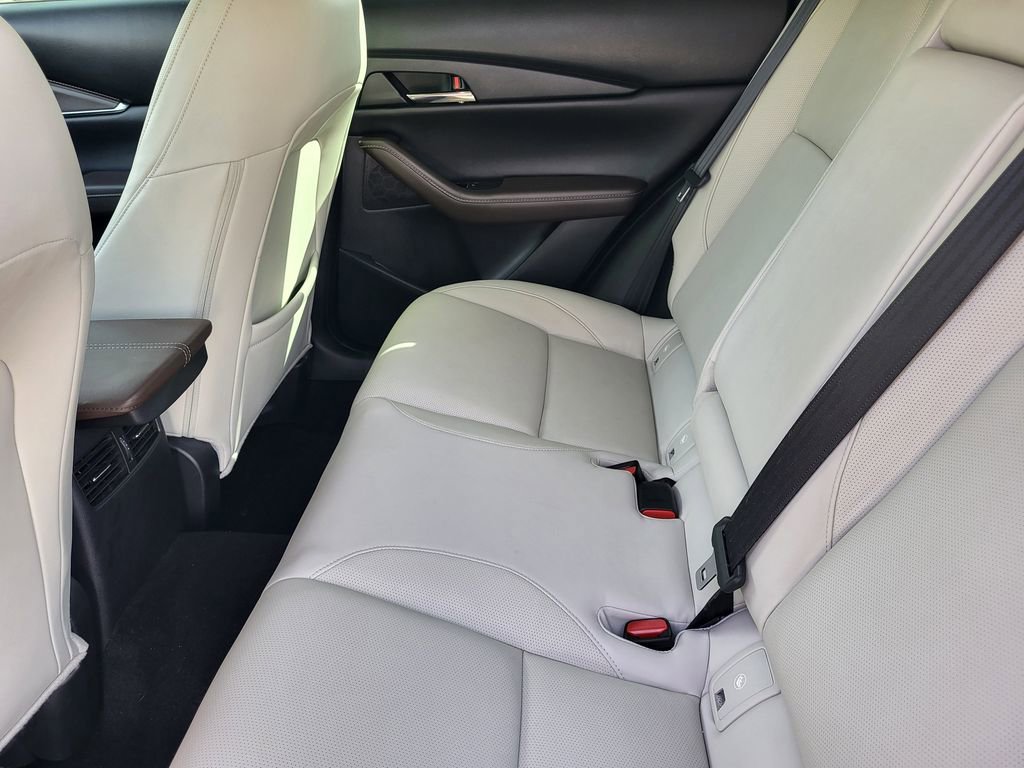 Used 2022 MAZDA CX-30 AWD 2.5 S w/ Premium Package image 30