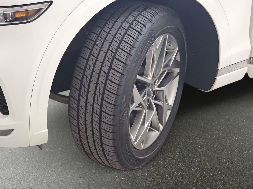 Used 2022 Genesis GV70 2.5T w/ Select Package AWD/4WD image 35