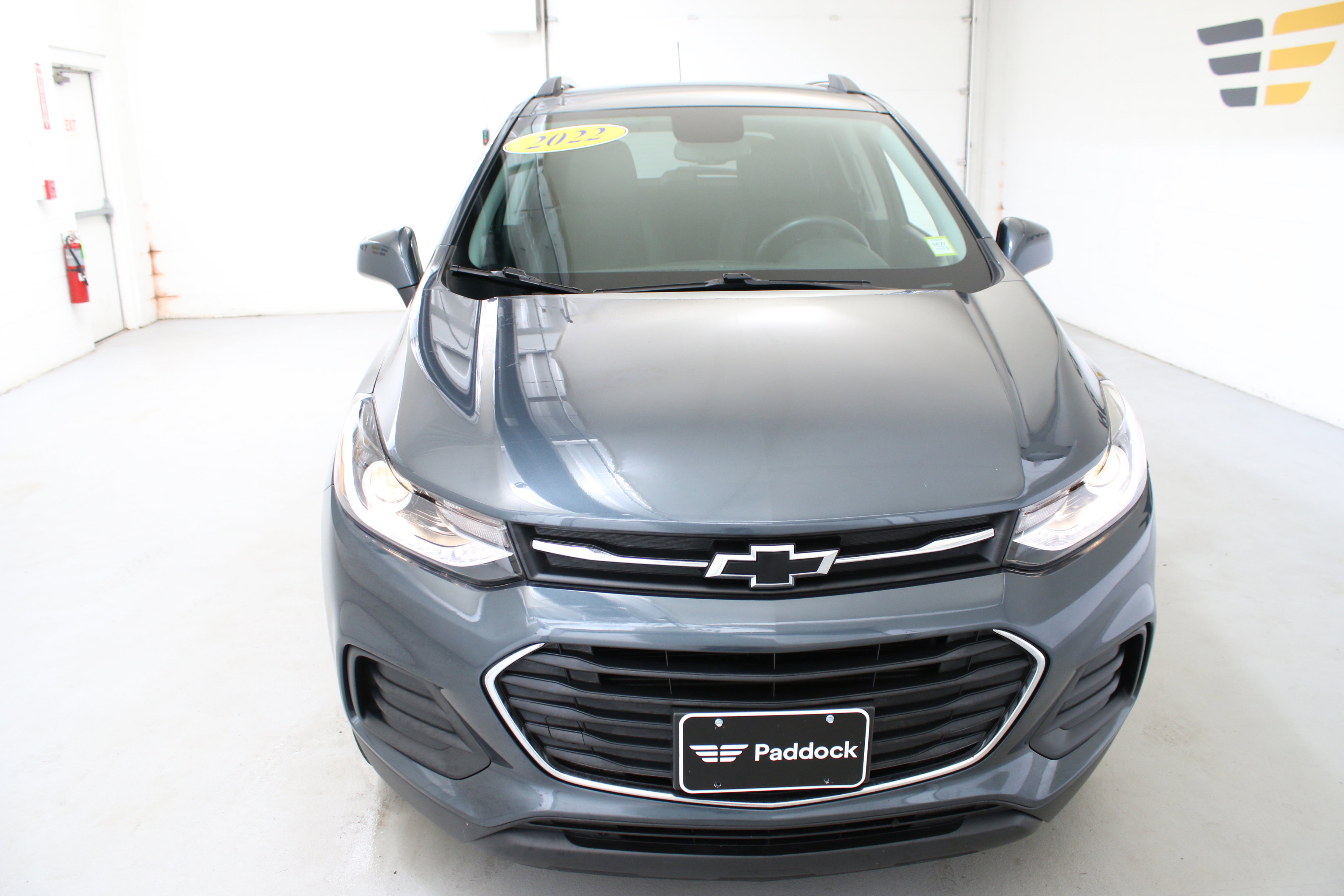 Used 2022 Chevrolet Trax LT w/ Driver Confidence Package AWD/4WD image 2