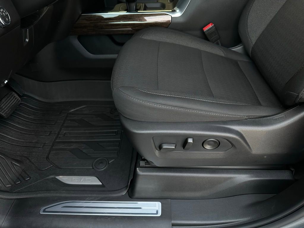 New 2026 GMC Sierra 1500 Elevation image 11