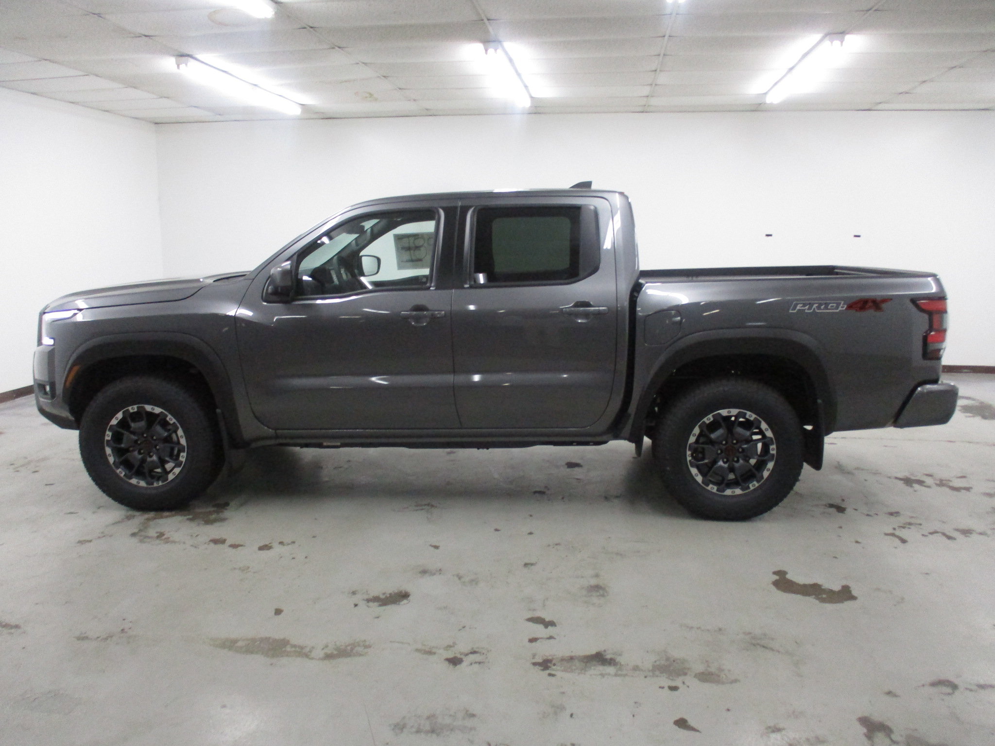 New 2026 Nissan Frontier PRO-4X w/ Pro Premium Package AWD/4WD image 14